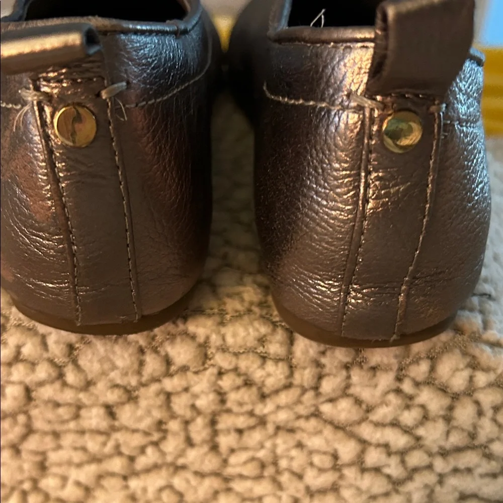 Chic Metallic Leather Women's Loafers - Picture 10 of 11